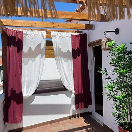 Stressfree Charm House 4*